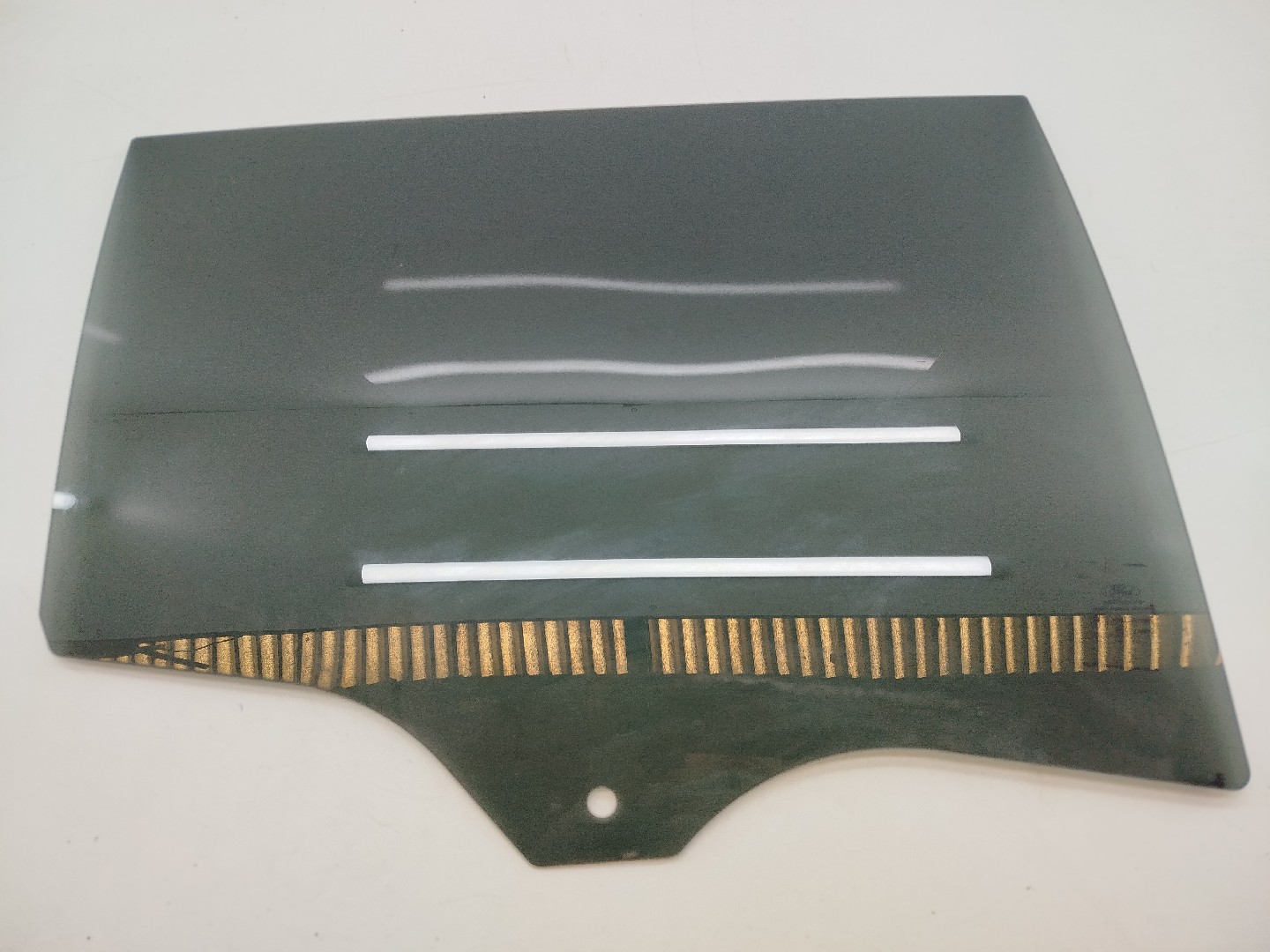 Vidro Traseiro Direito FORD FOCUS IV (HN) | 18 - 