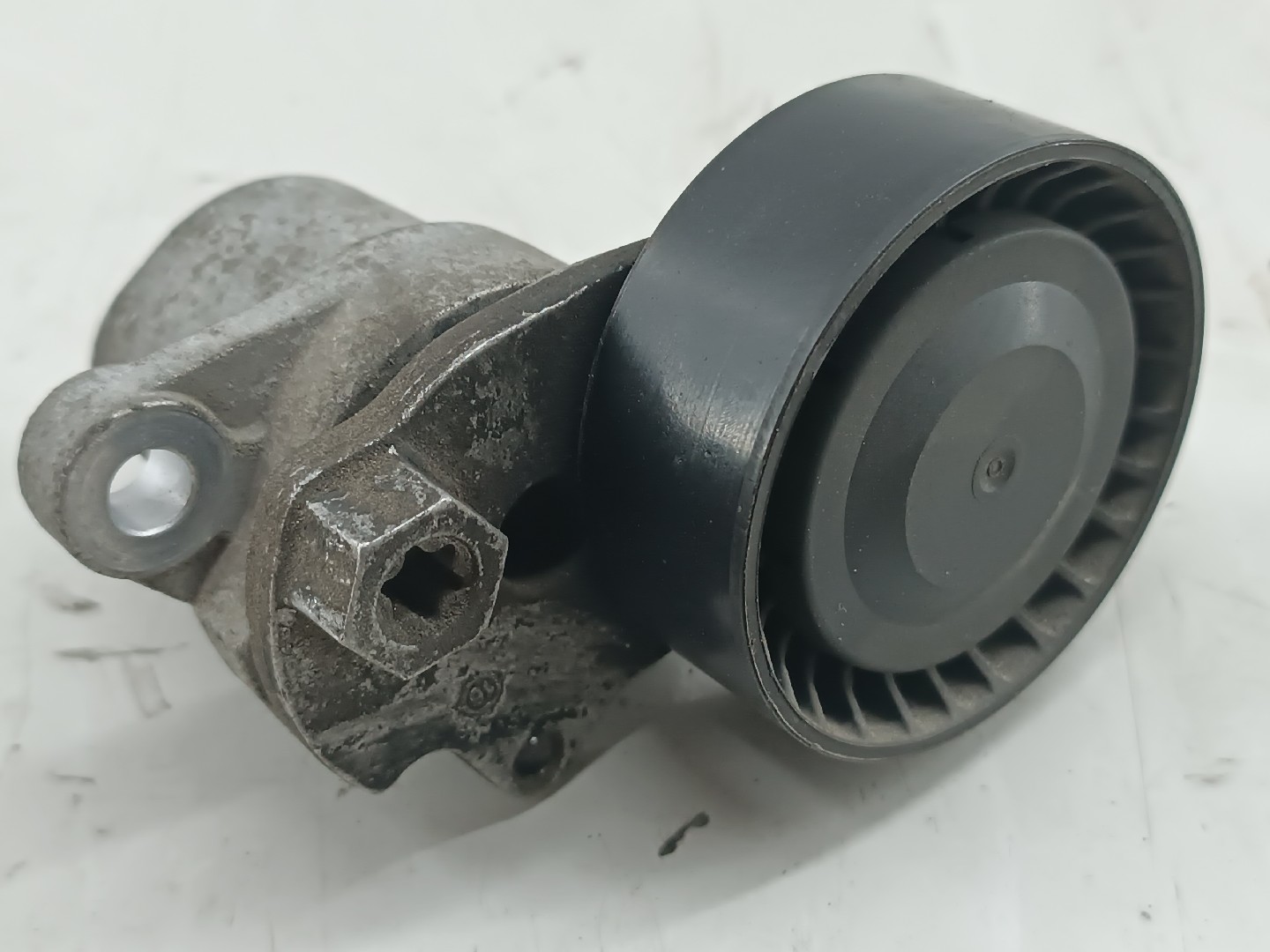 Rolo tensor, correia trapezoidal SEAT IBIZA IV SPORTCOUPE (6J1, 6P5) | 08 - 18 Imagem-4