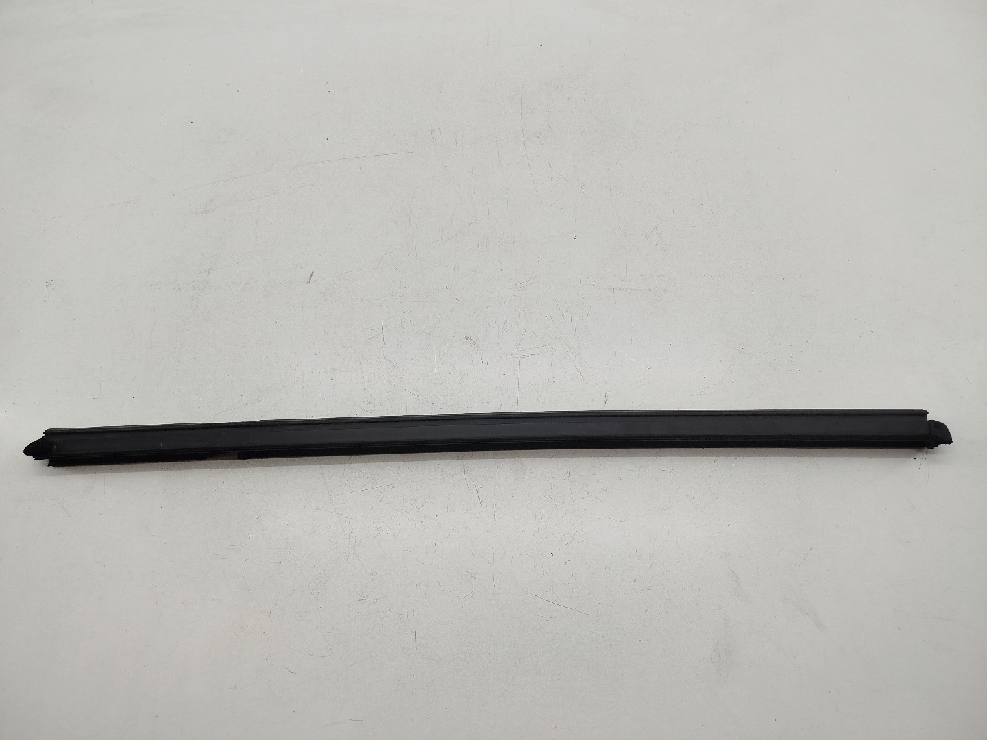 Raspador de vidro FORD FOCUS IV (HN) | 18 -  Imagem-2