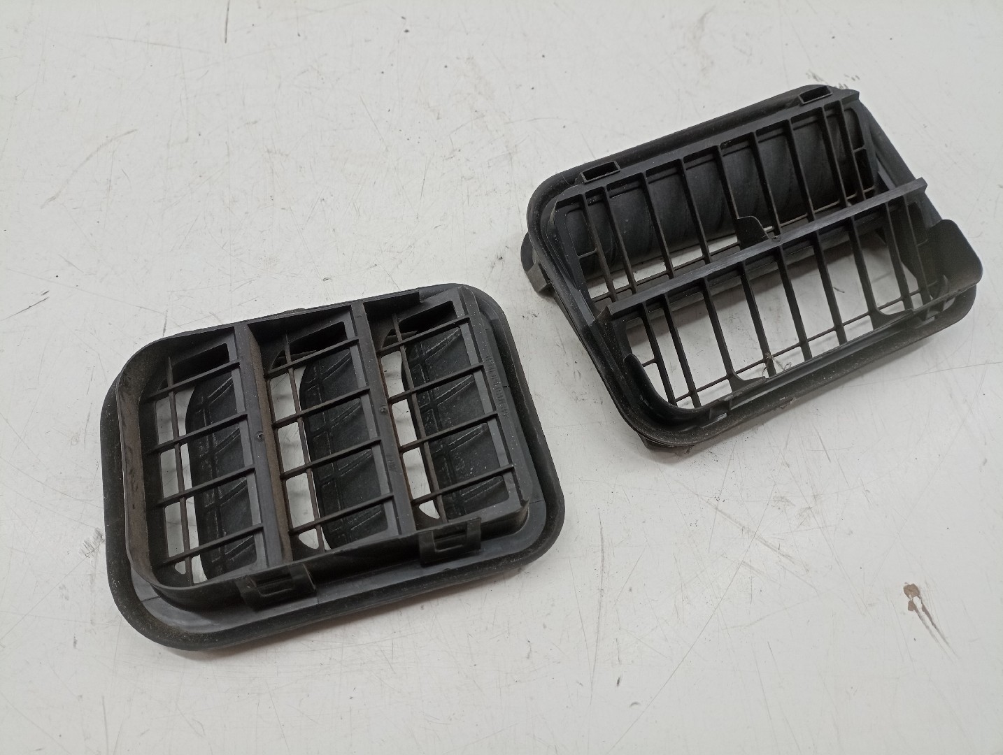 Painel de Ventilação da Carroceria SEAT IBIZA IV SPORTCOUPE (6J1, 6P5) | 08 - 18 Imagem-5