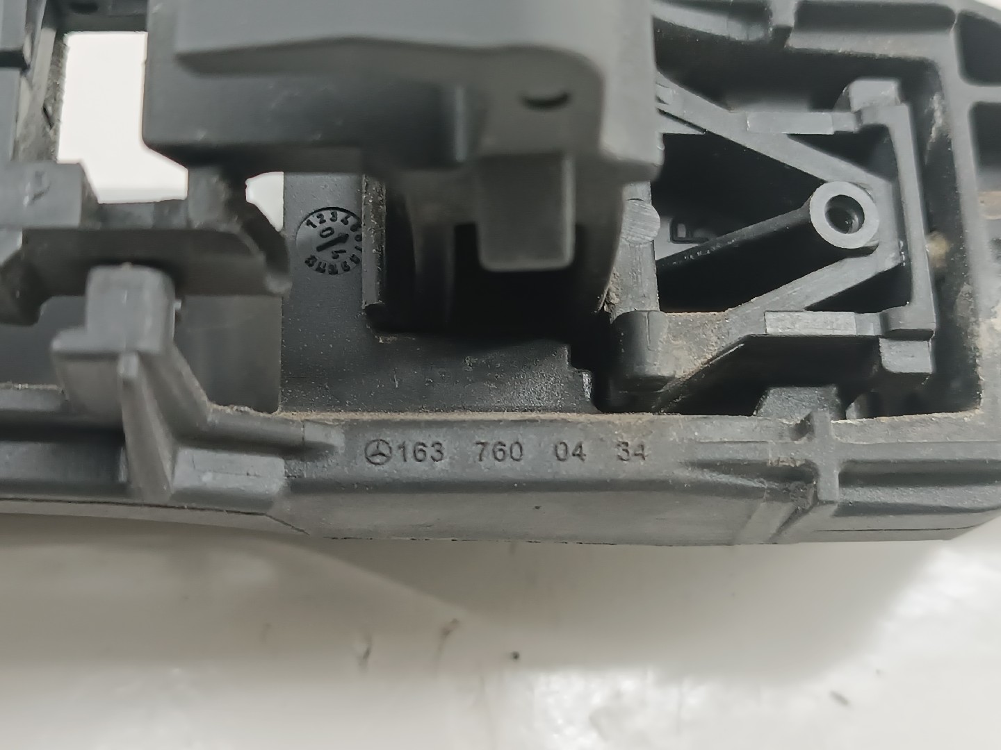 Puxador exterior traseiro direito MERCEDES-BENZ M-CLASS (W163) | 98 - 05 Imagem-3