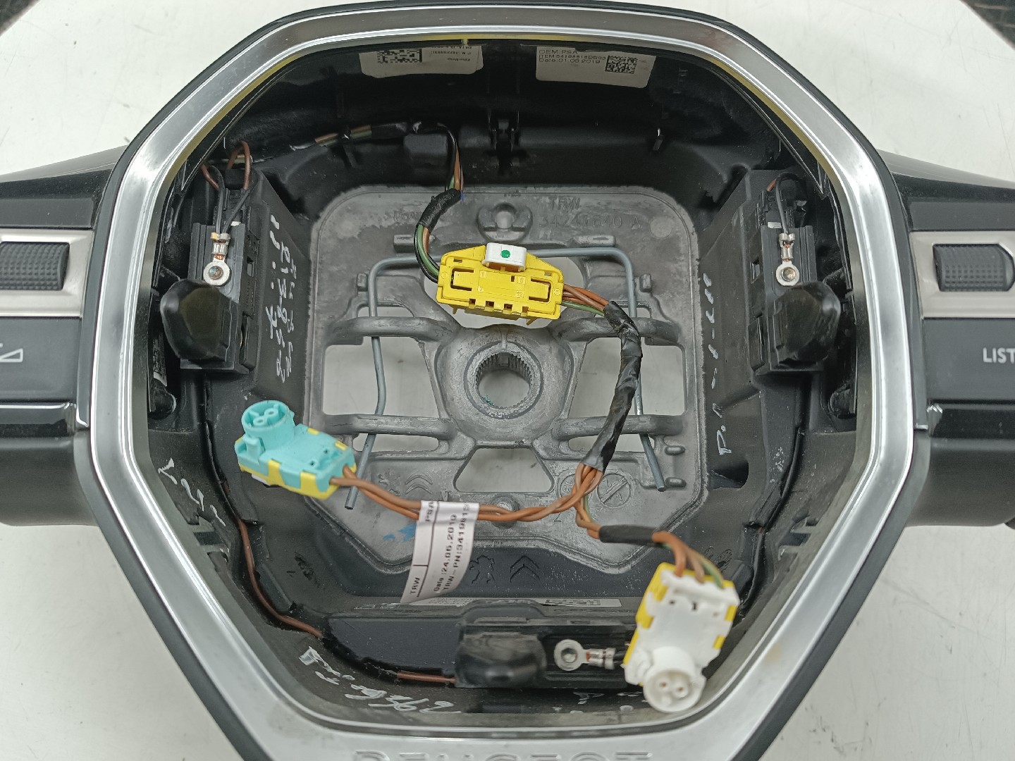 Volante PEUGEOT 5008 (0U_, 0E_) | 09 - 17 Imagem-4