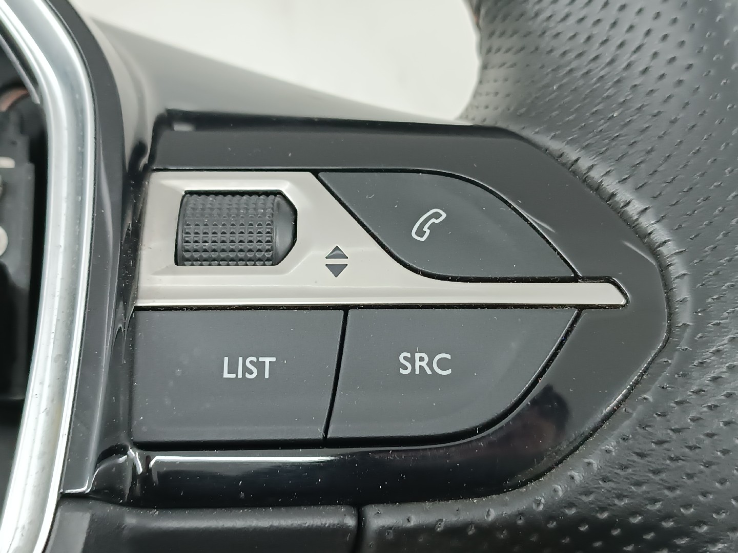 Volante PEUGEOT 5008 (0U_, 0E_) | 09 - 17 Imagem-3