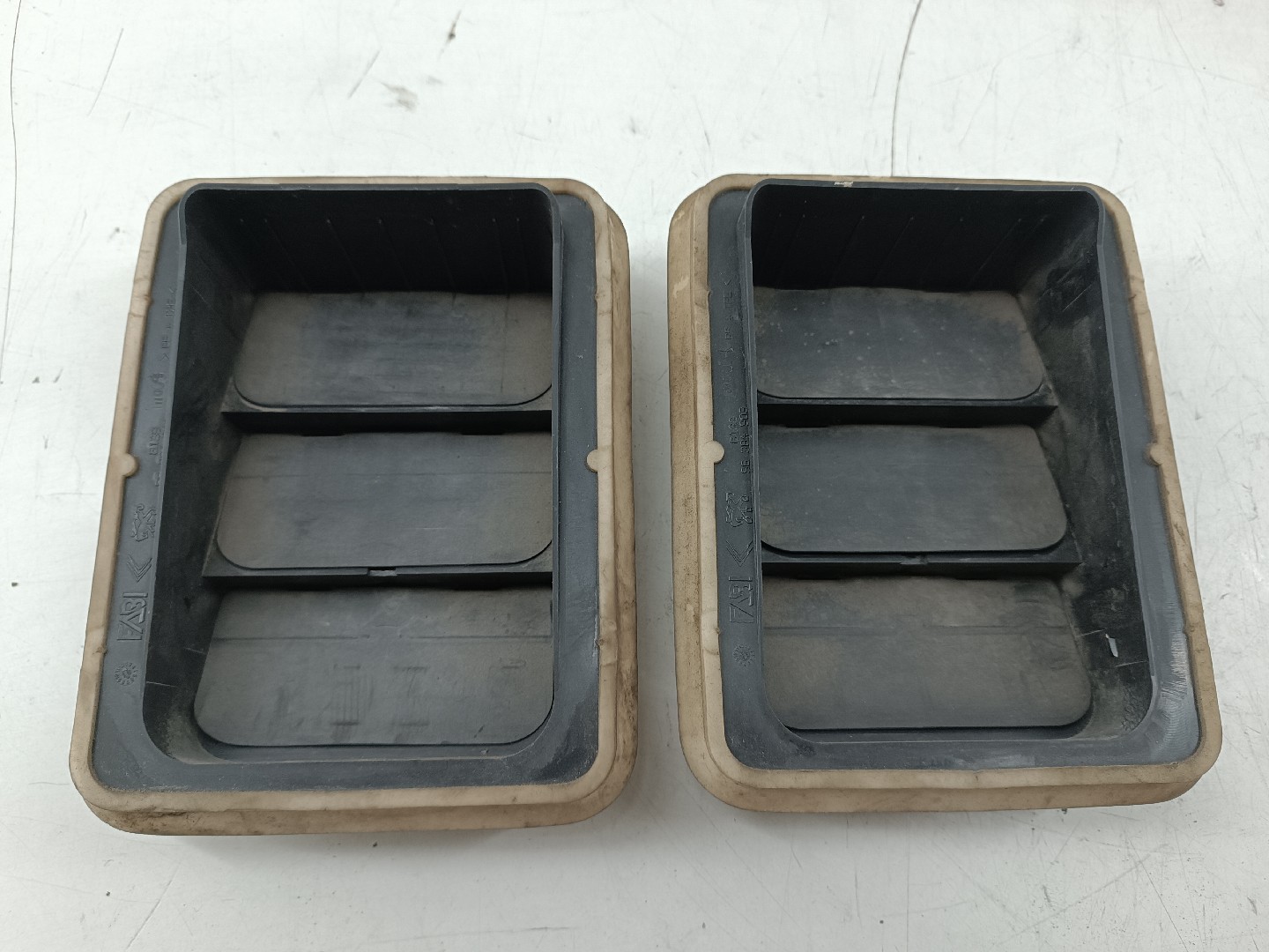 Painel de Ventilação da Carroceria PEUGEOT 308 SW II | 14 - 