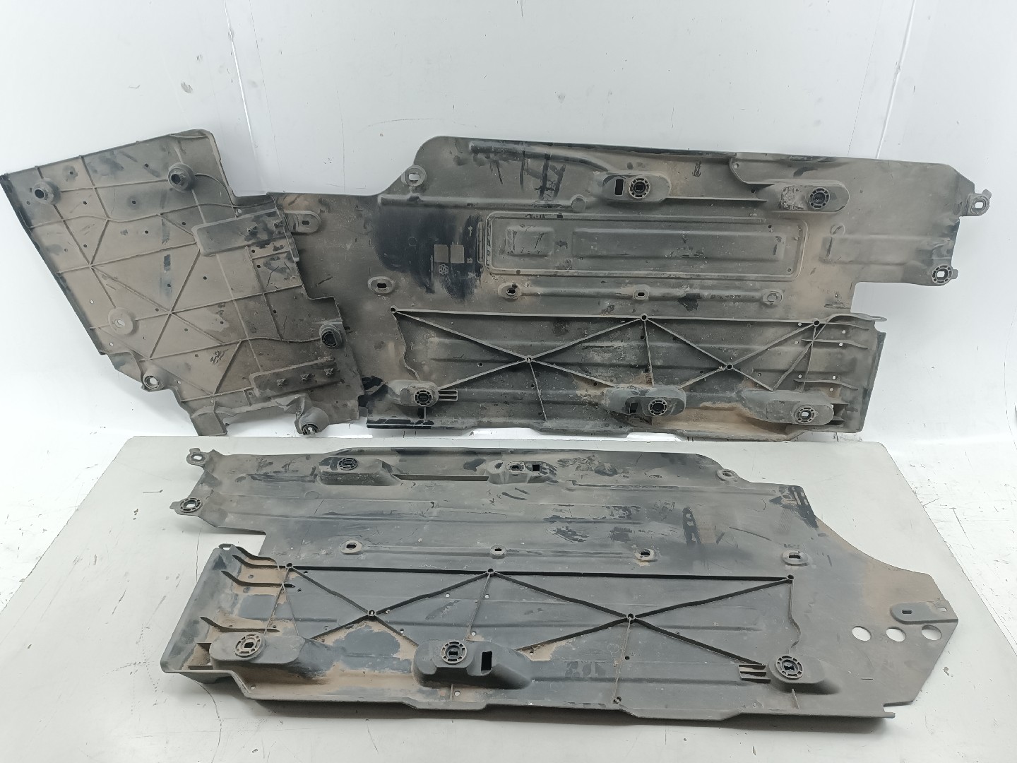 Proteção inferior de carroçaria PEUGEOT 308 SW II | 14 - 