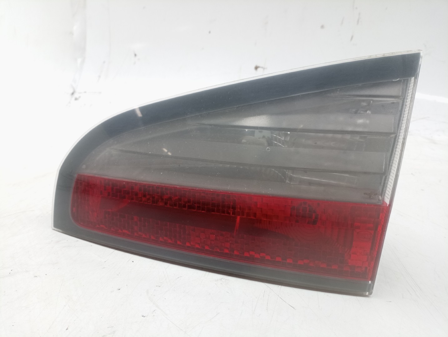 Farolim da Mala Direito FORD S-MAX (WA6) | 06 - 14 Imagem-2