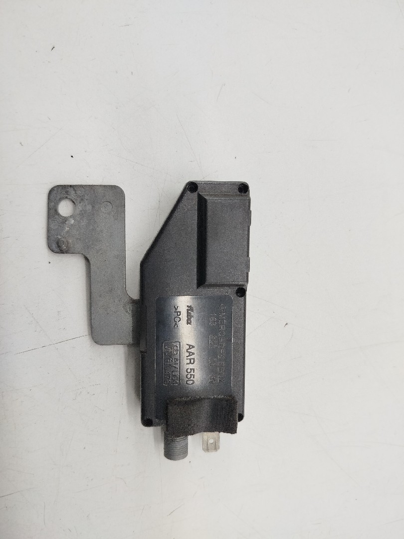 Amplificador de antena MERCEDES-BENZ M-CLASS (W163) | 98 - 05 Imagem-2