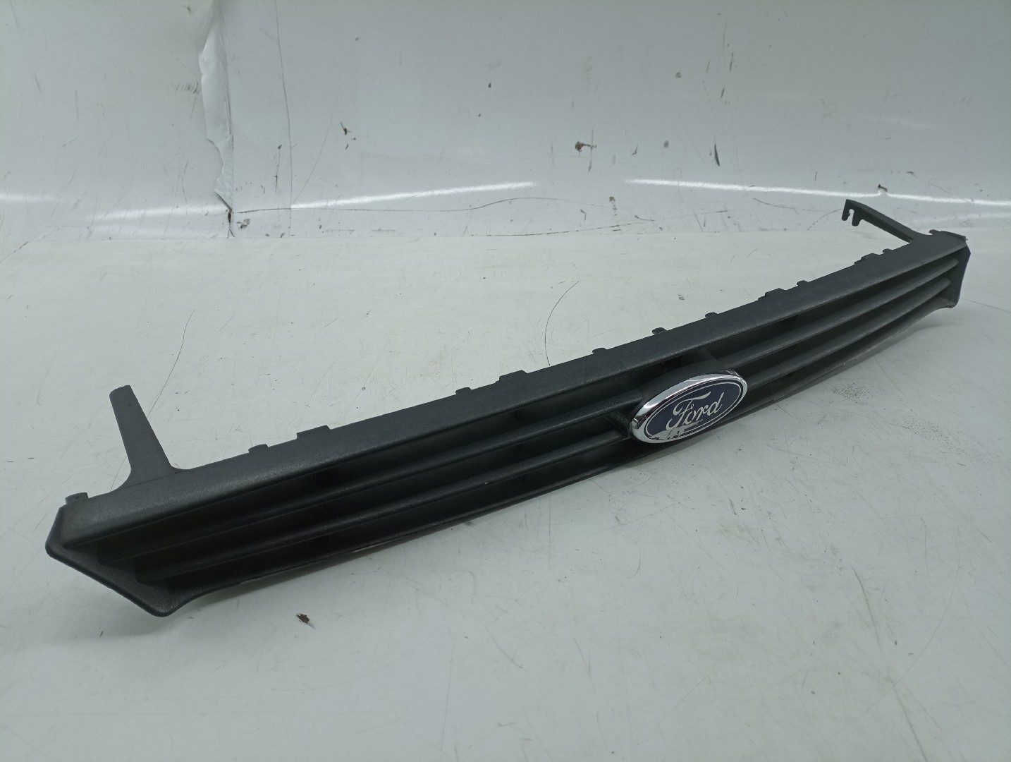 Grelha da Frente FORD FOCUS (DAW, DBW) | 98 - 09 Imagem-3