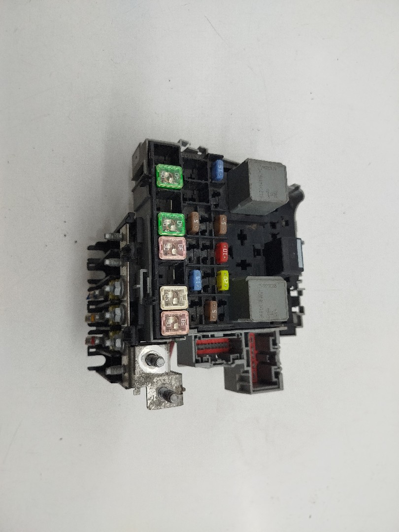 Caixa de fusíveis e relés FORD S-MAX (WA6) | 06 - 14 Imagem-6