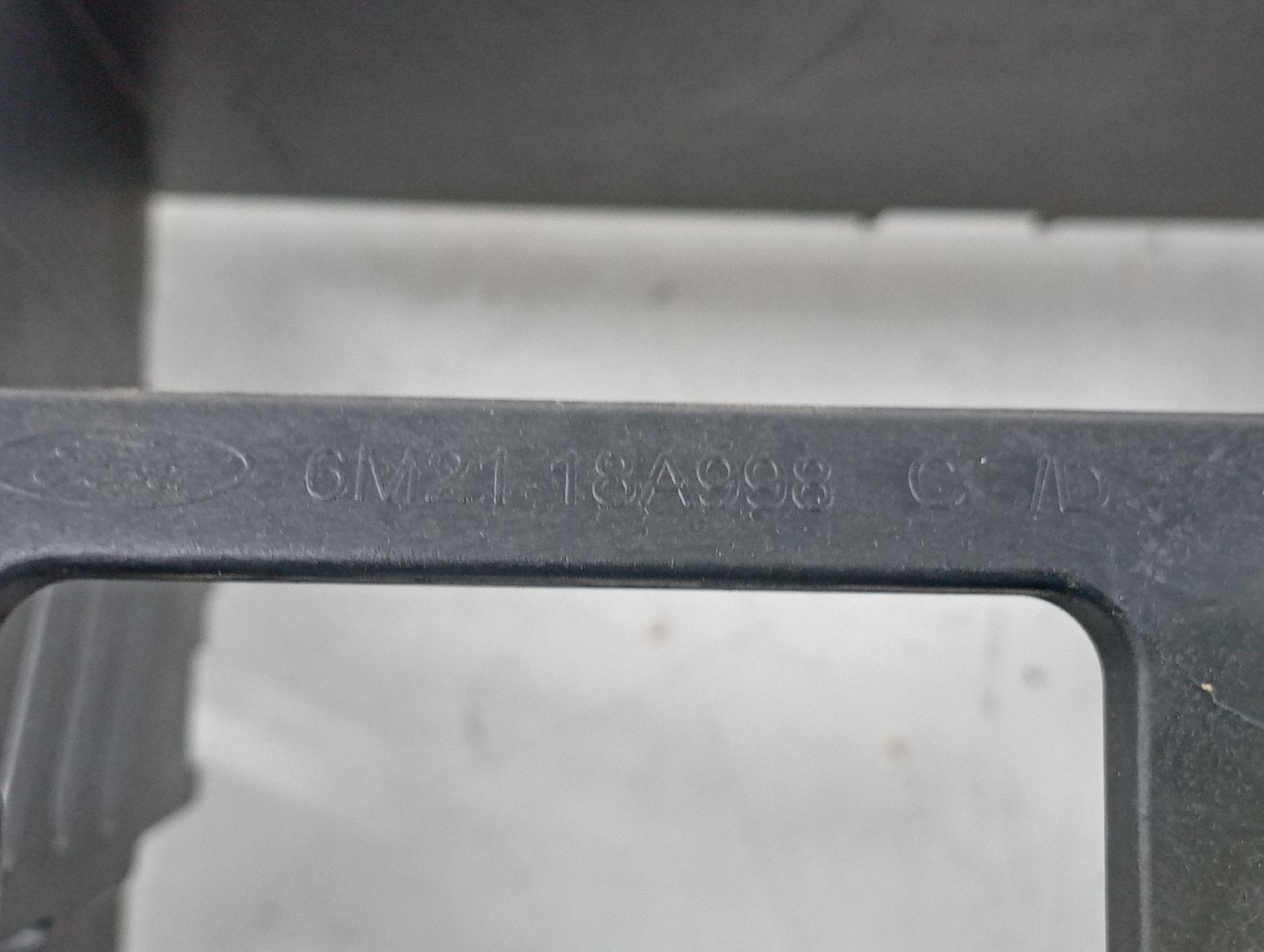 Moldura do display FORD S-MAX (WA6) | 06 - 14 Imagem-4
