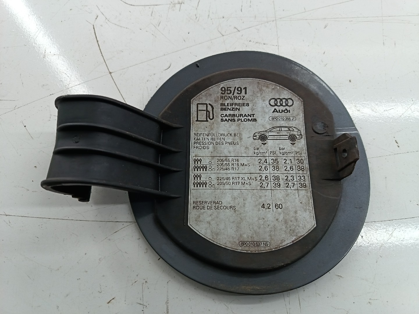Tampa/Porta Combustivel AUDI A3 Sportback (8PA) | 04 - 15