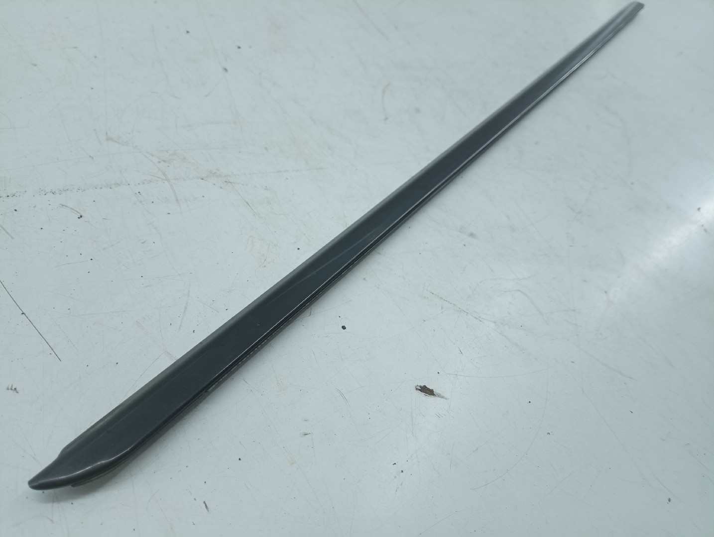 Friso da porta BMW 6 (E63) | 03 - 10 Imagem-1