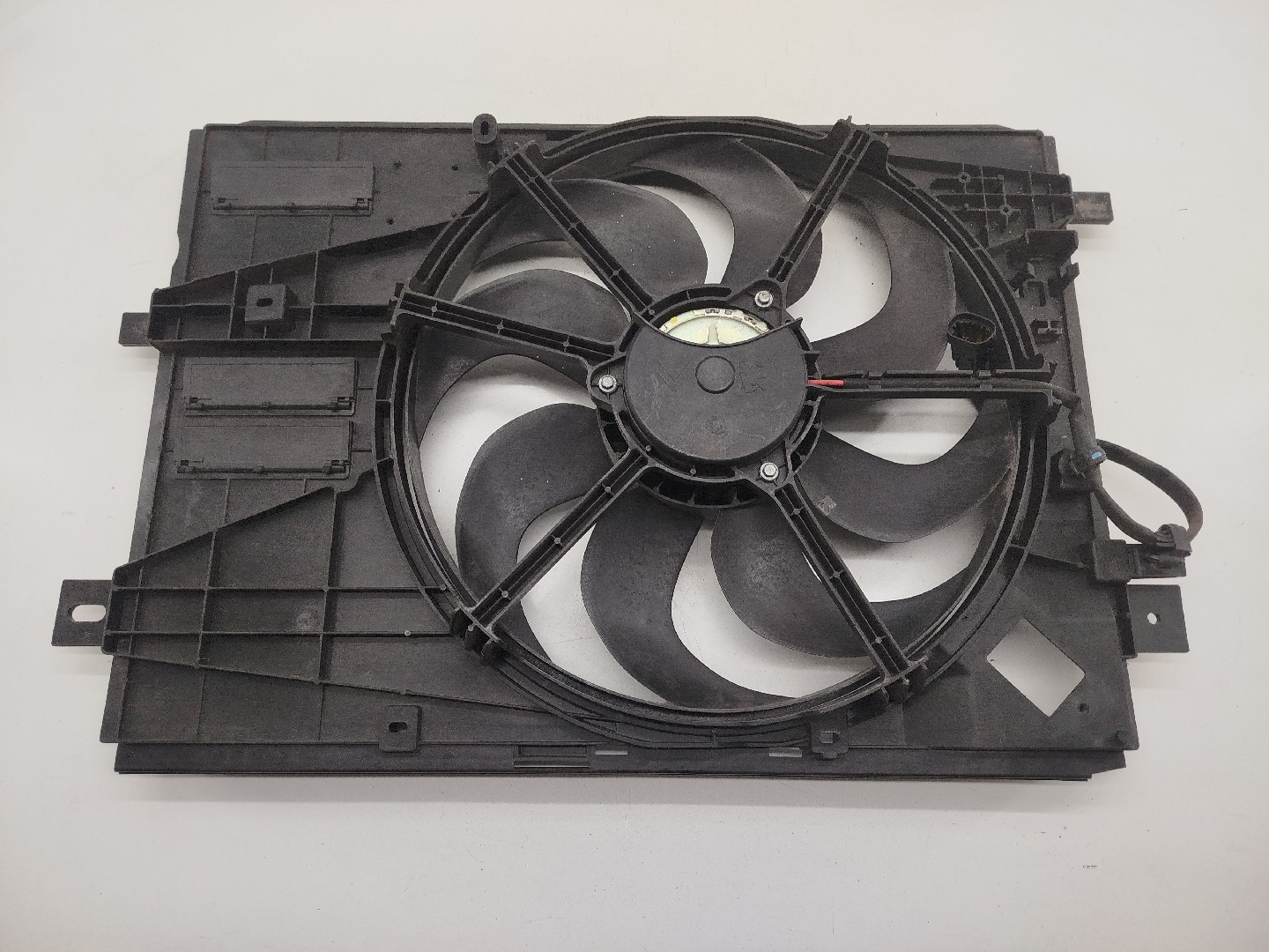 Termo ventilador PEUGEOT 3008 SUV (M_) | 16 -  Imagem-3