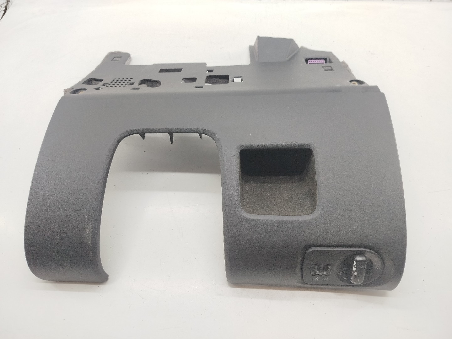 Painel inferior de tablier e controle de luzes AUDI A3 Sportback (8PA) | 04 - 15 Imagem-2