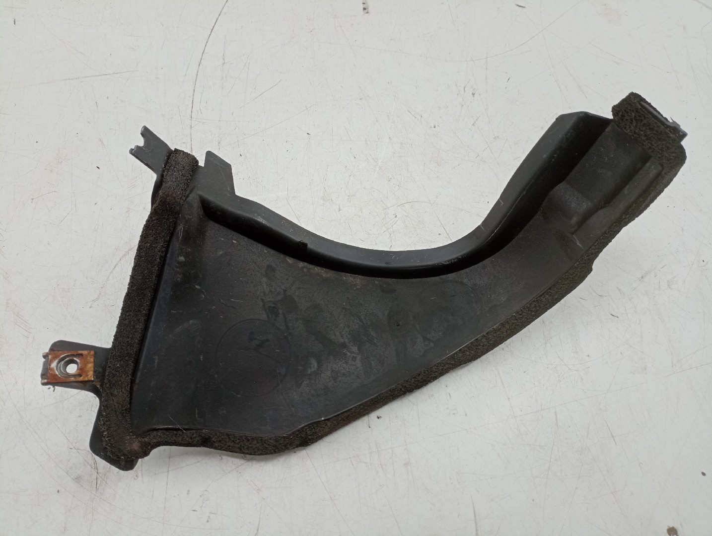 Suporte de torpedo PEUGEOT 508 SW I (8E_) | 10 - 18