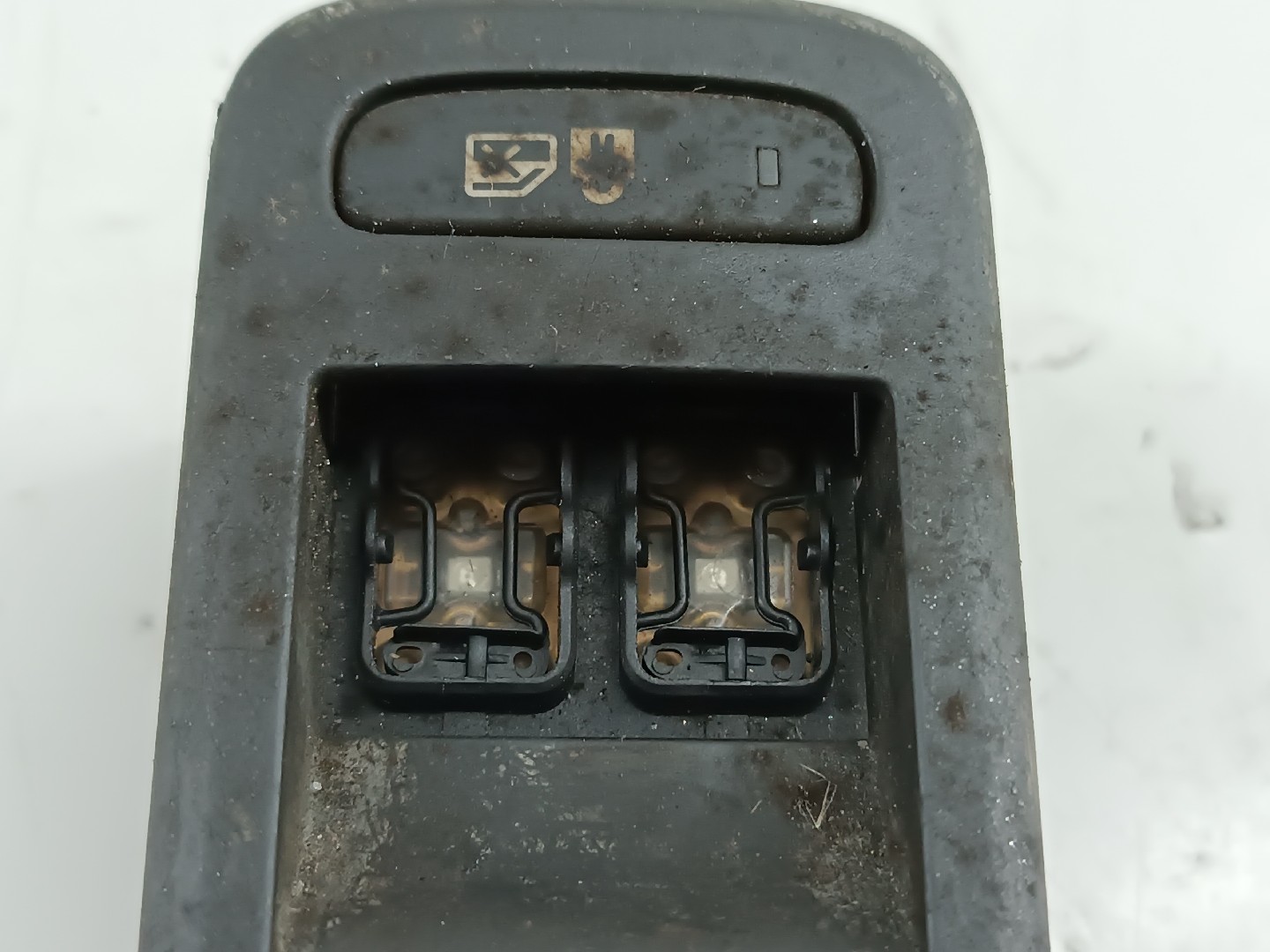 Comutador de vidro frente esquerdo PEUGEOT 508 SW I (8E_) | 10 - 18 Imagem-1