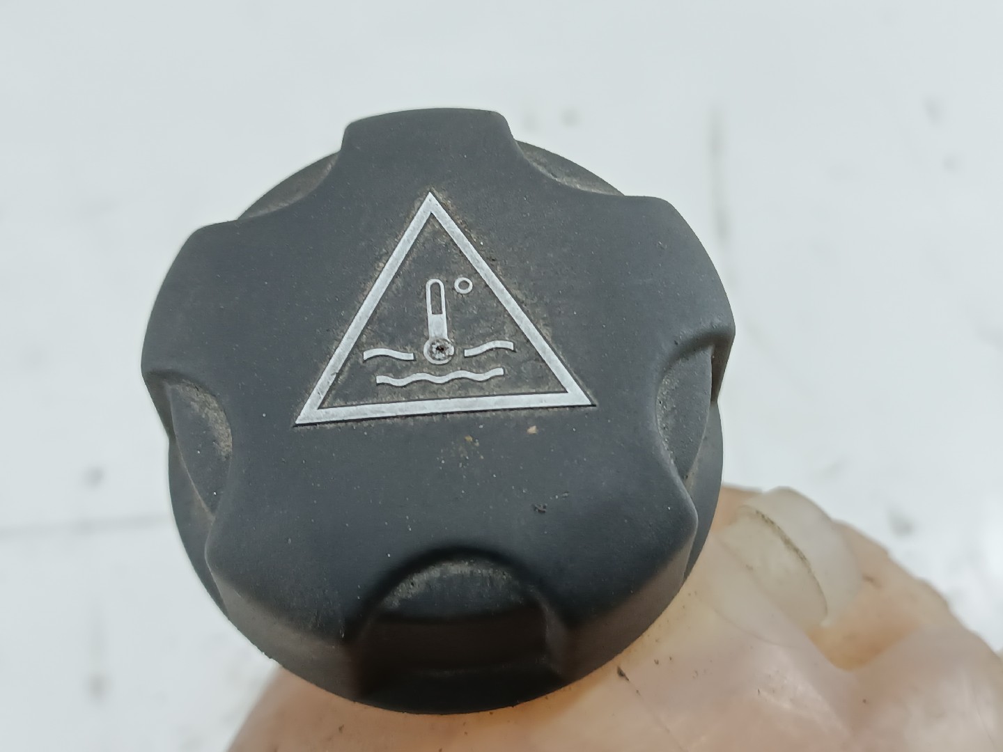 Vaso de expansão PEUGEOT 508 SW I (8E_) | 10 - 18 Imagem-1