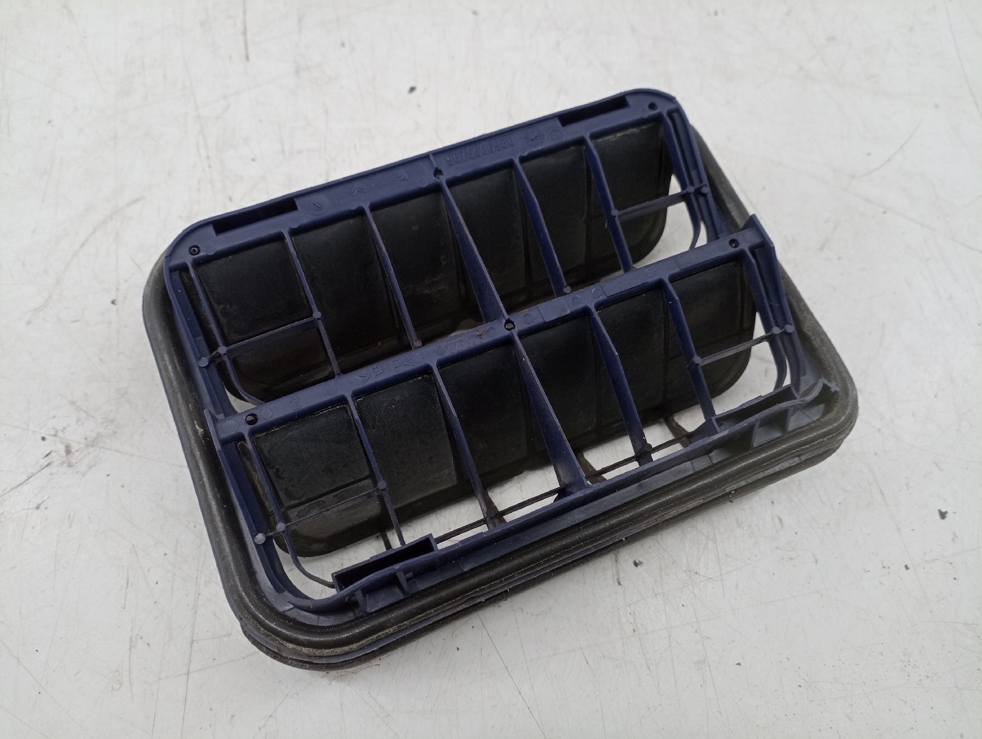 Painel de Ventilação da Carroceria PEUGEOT 508 SW I (8E_) | 10 - 18