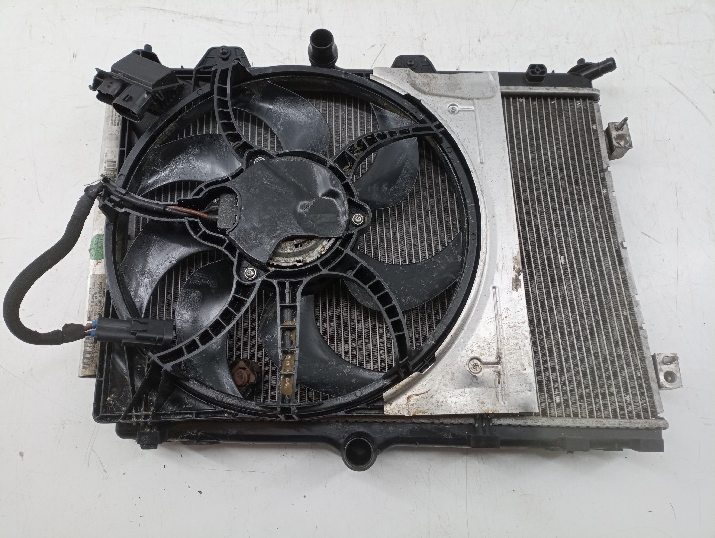 Conj. de 2/3  radiadores c/ TermoVentilador PEUGEOT 208 II (UB_, UP_, UW_, UJ_) | 19 - 