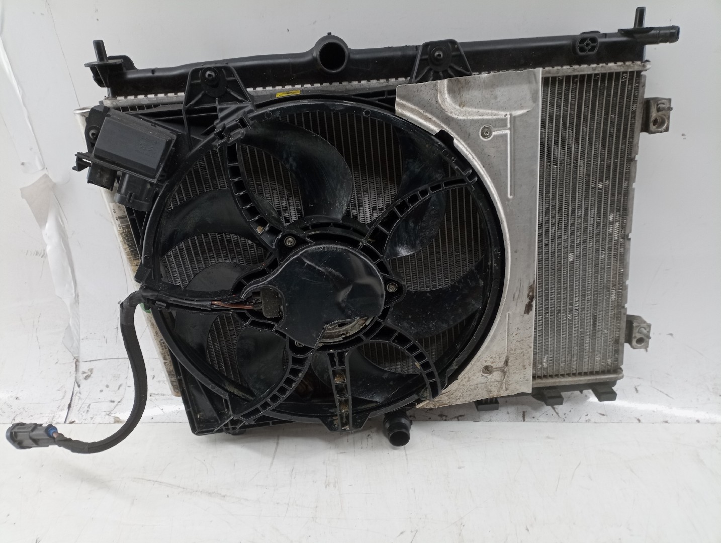 Conj. de 2/3  radiadores c/ TermoVentilador PEUGEOT 208 II (UB_, UP_, UW_, UJ_) | 19 -  Imagem-6