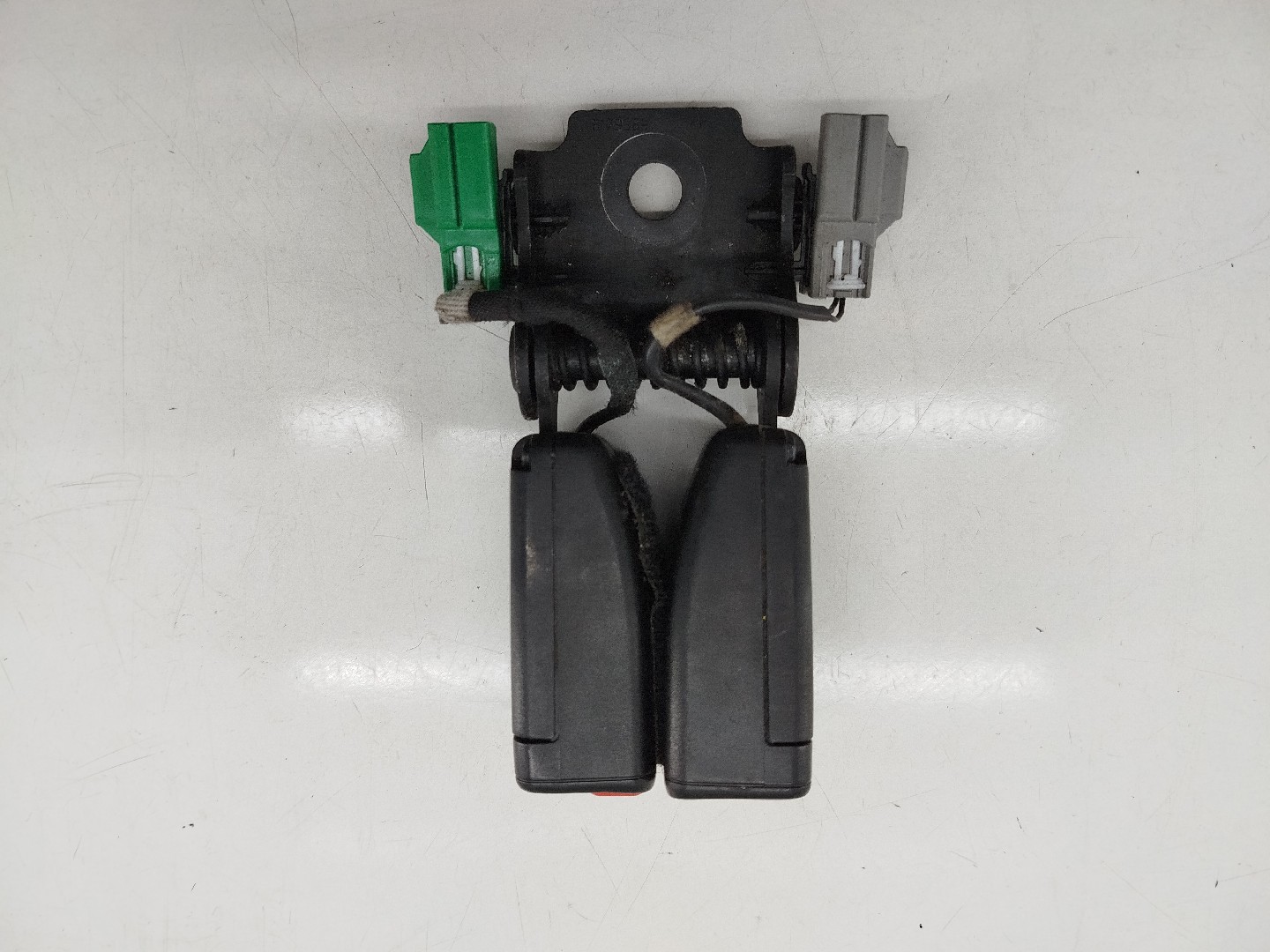 Encaixe cinto traseiro LAND ROVER RANGE ROVER EVOQUE (L538) | 11 - 