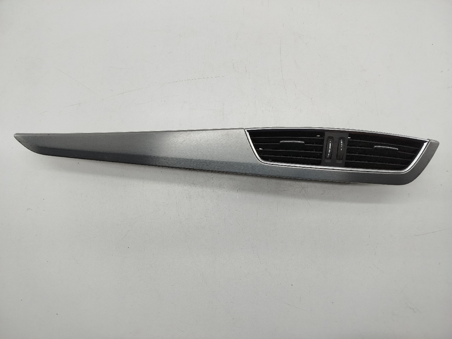 Difusor de ar MERCEDES-BENZ C-CLASS (W204) | 07 - 15