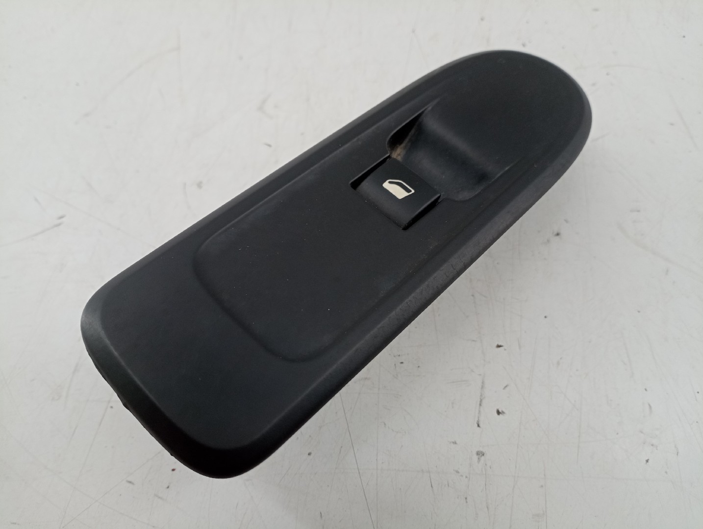 Comutador de vidro frente direito PEUGEOT 508 SW I (8E_) | 10 - 18