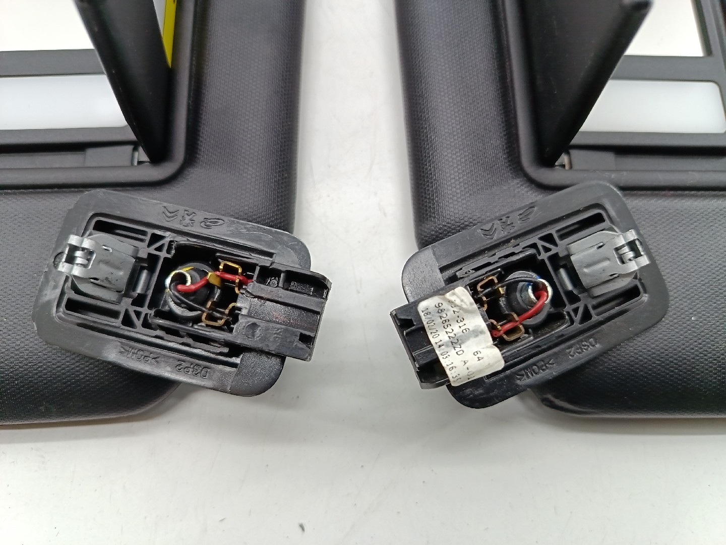 Conjunto 2 Palas de Sol PEUGEOT 208 II (UB_, UP_, UW_, UJ_) | 19 -  Imagem-2