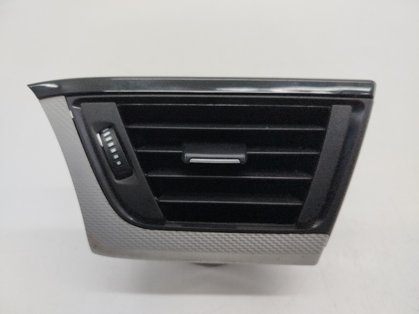 Difusor de ar BMW 3 (F30, F80) | 11 - 18