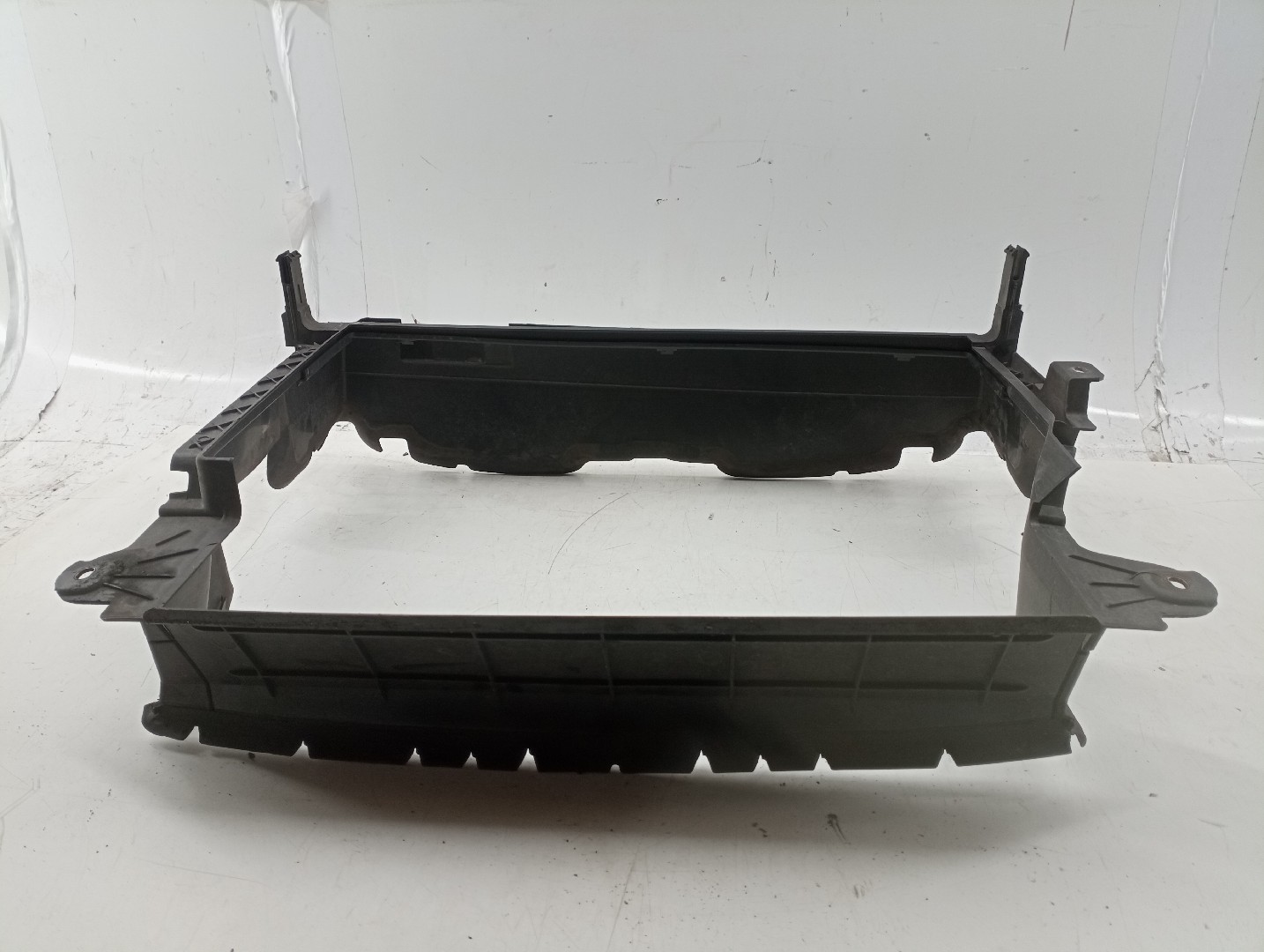 Acabamento de radiador FIAT TIPO três volumes (356_) | 15 -  Imagem-1