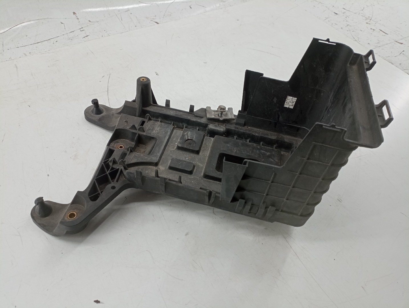 Base de bateria AUDI A3 Sportback (8PA) | 04 - 15 Imagem-1