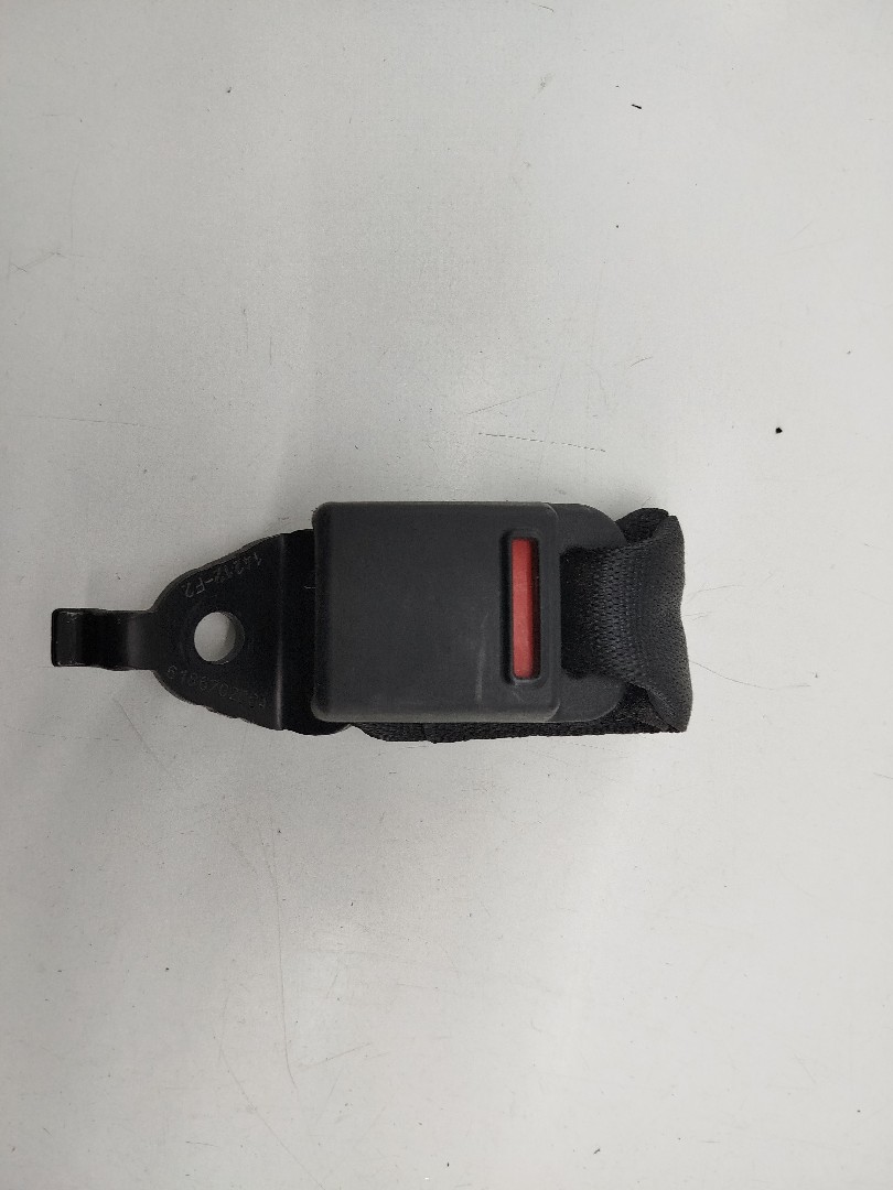 Encaixe cinto traseiro BMW 3 (F30, F80) | 11 - 18 Imagem-4
