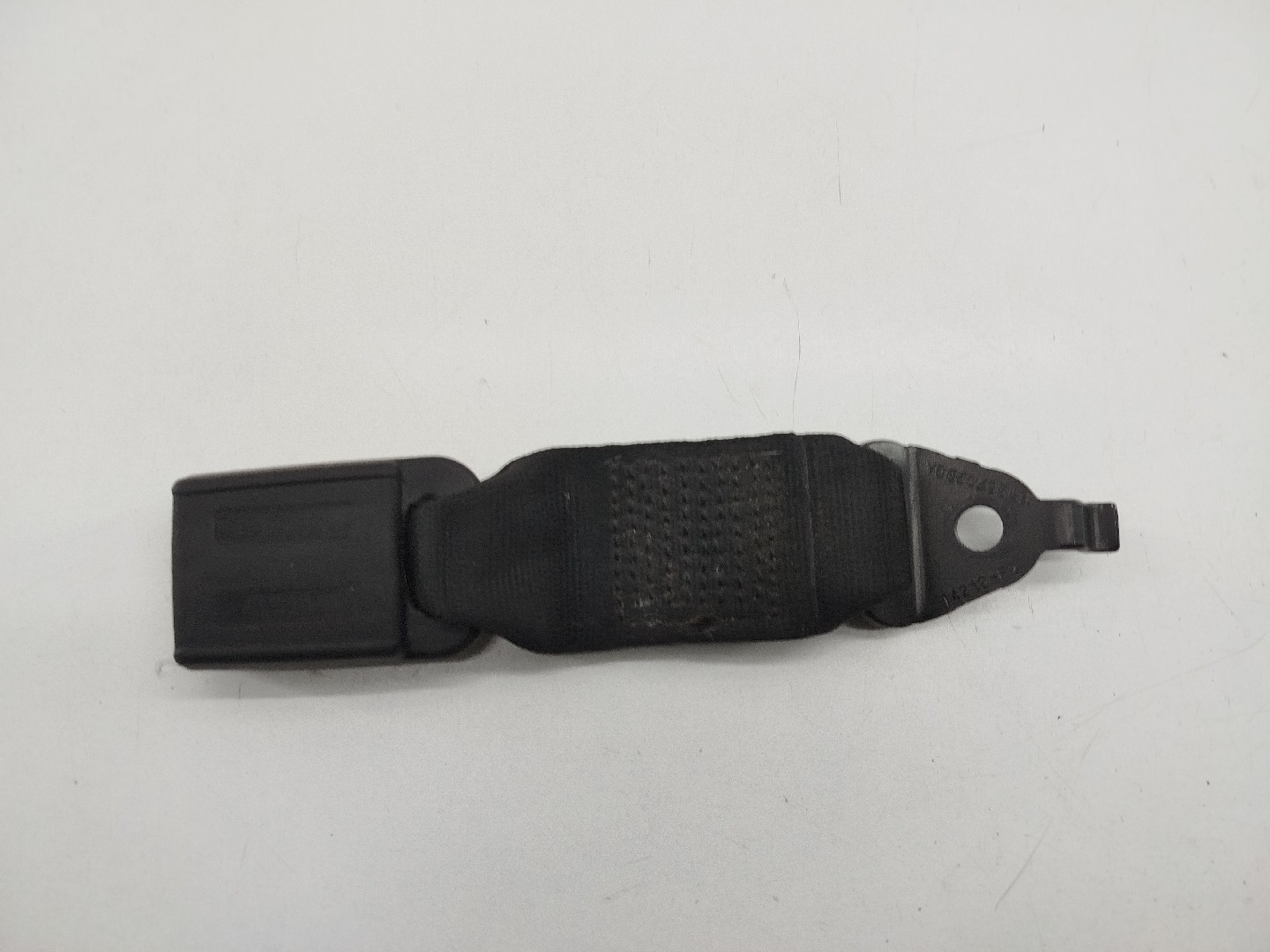 Encaixe cinto traseiro BMW 3 (F30, F80) | 11 - 18