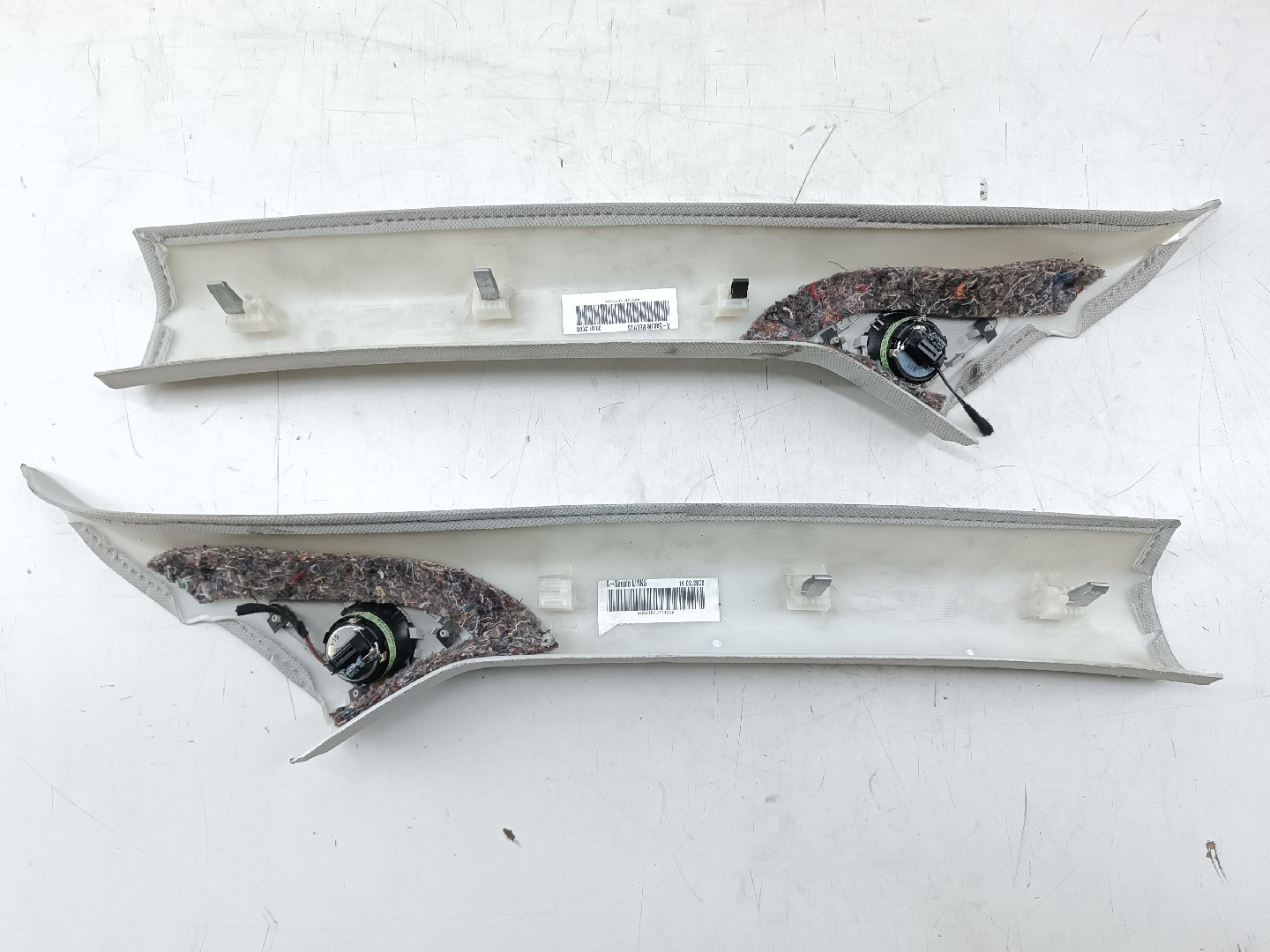 Moldura de pilar A AUDI A3 Sportback (8PA) | 04 - 15