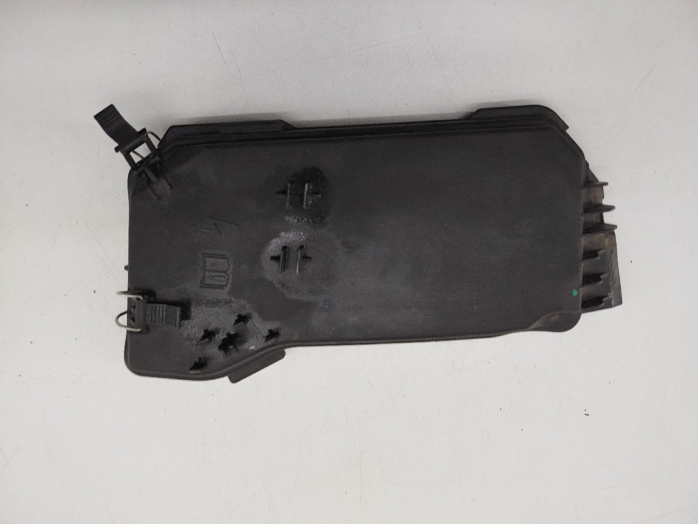 Tampa de caixa de fusiveis MERCEDES-BENZ C-CLASS (W204) | 07 - 15