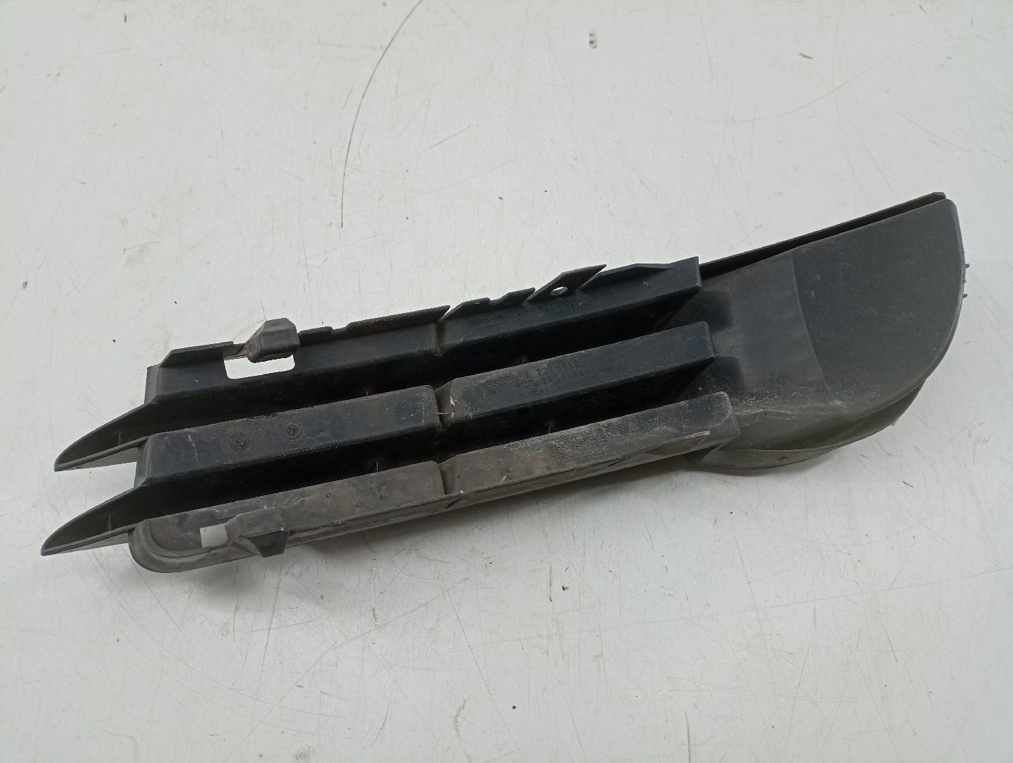 Grelha de para-choques AUDI A3 Sportback (8PA) | 04 - 15