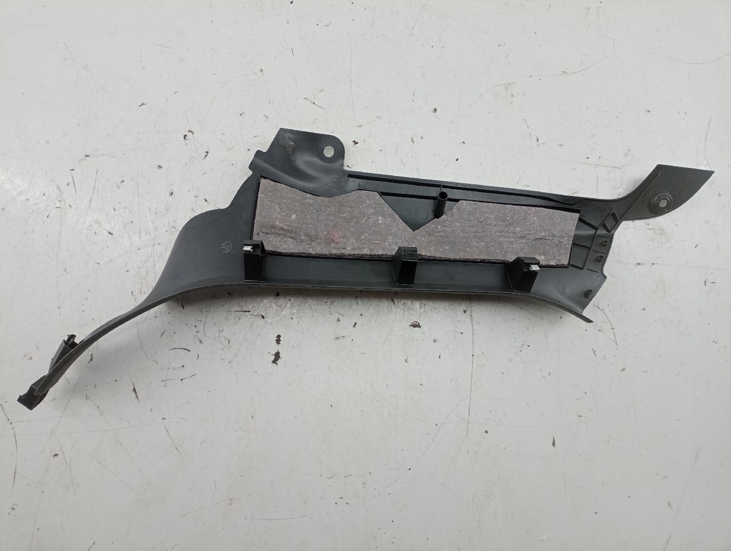 Moldura de pilar AUDI A3 Sportback (8PA) | 04 - 15 Imagem-3