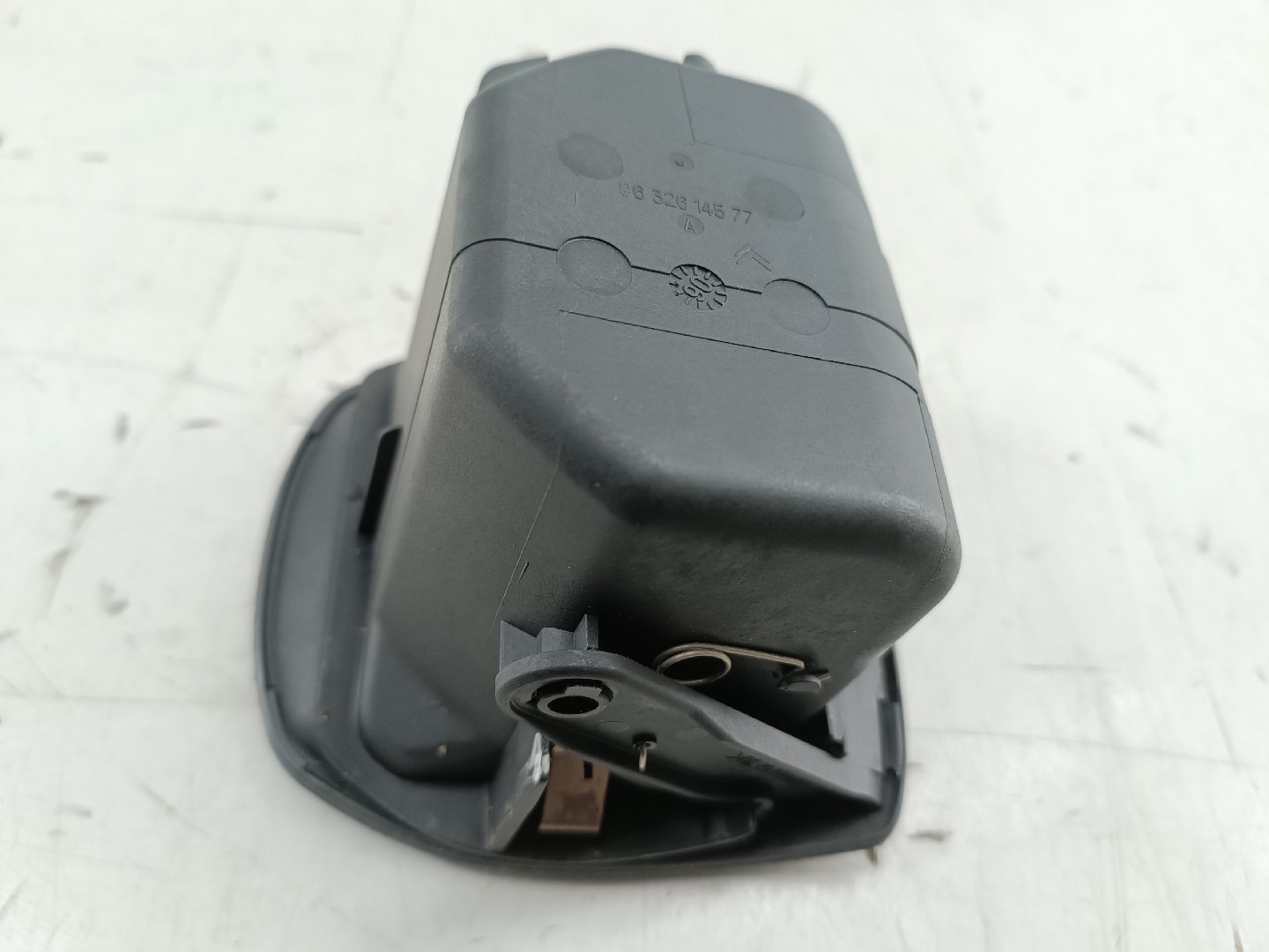 Cinzeiro CITROEN C5 II Break (RE_) | 04 - 