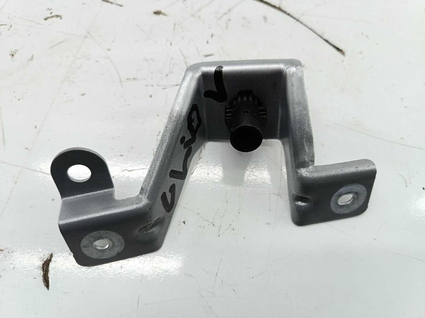 Suporte de montagem guarda lamas RENAULT CLIO V (BF_) | 19 -  Imagem-1