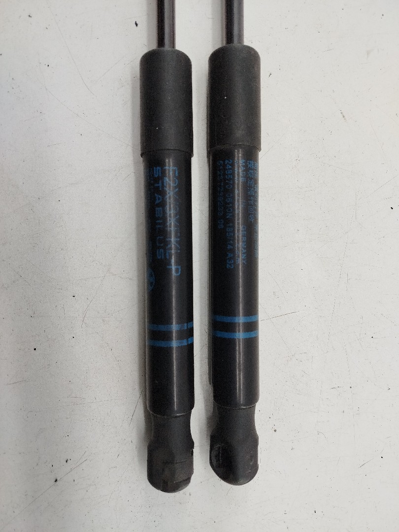 Amortecedores do capô BMW 3 (F30, F80) | 11 - 18 Imagem-4