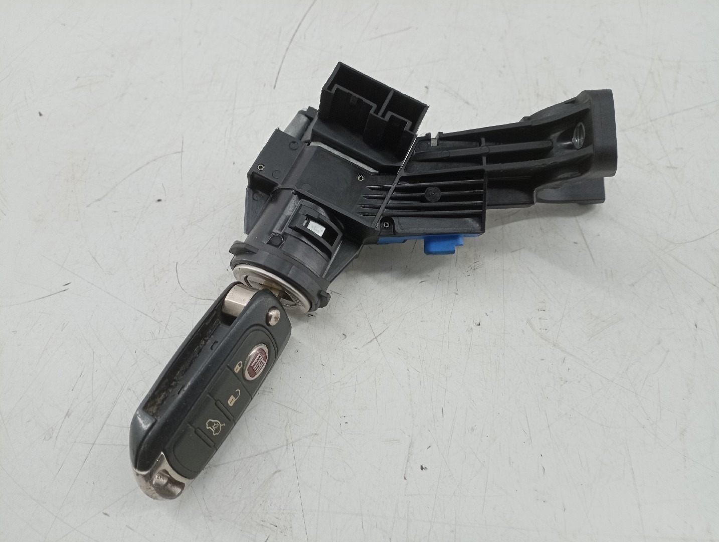 Canhão da ignição FIAT TIPO três volumes (356_) | 15 - 