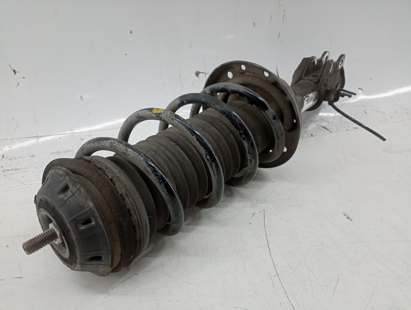 Amortecedor frente esquerdo FIAT TIPO três volumes (356_) | 15 -  Imagem-3