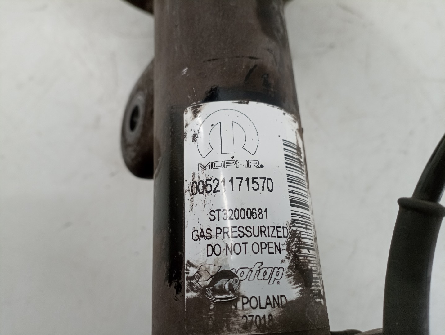 Amortecedor frente esquerdo FIAT TIPO três volumes (356_) | 15 -  Imagem-1