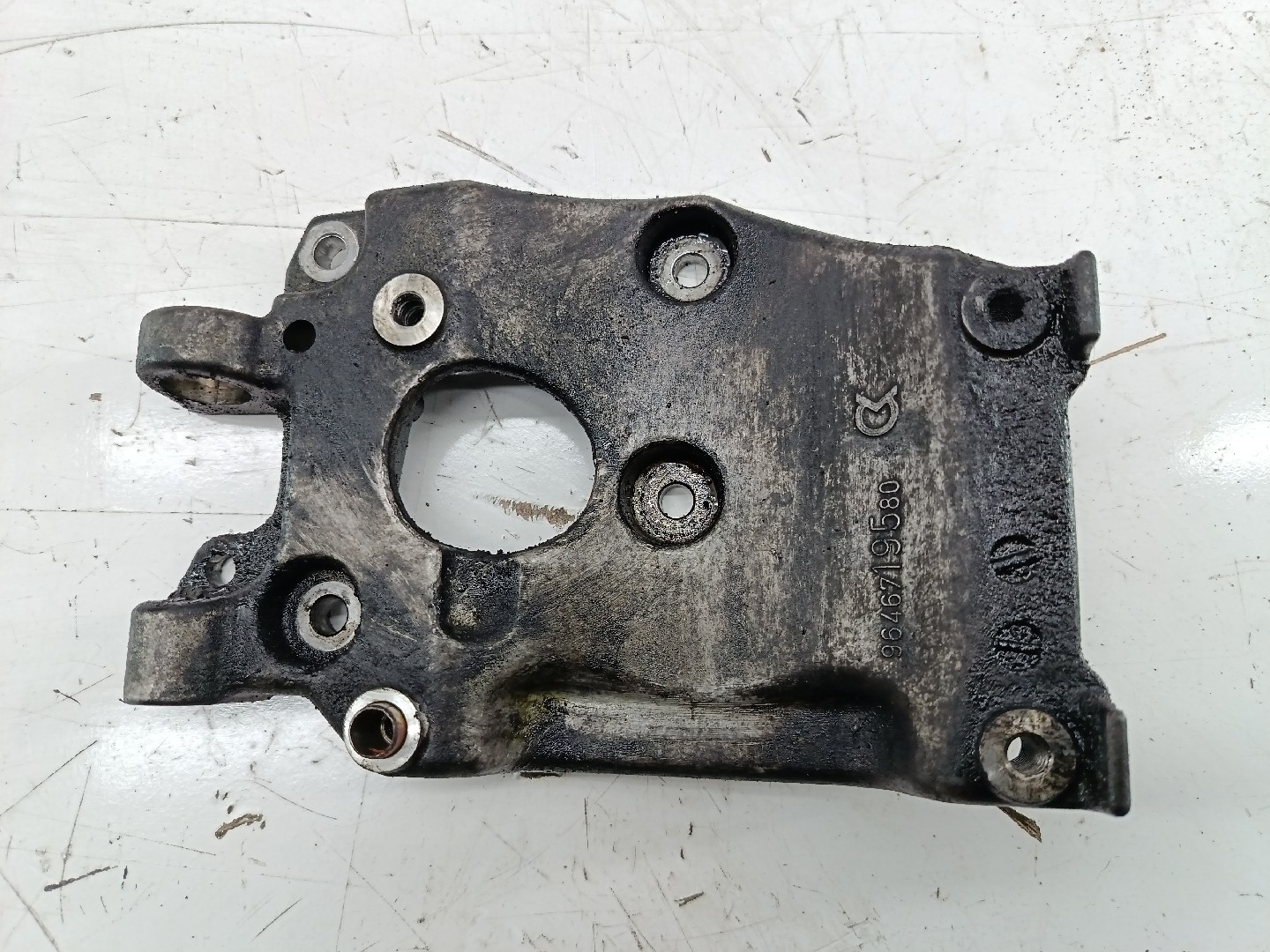 Suporte de Compressor de Ar Condicionado CITROEN C5 II Break (RE_) | 04 - 