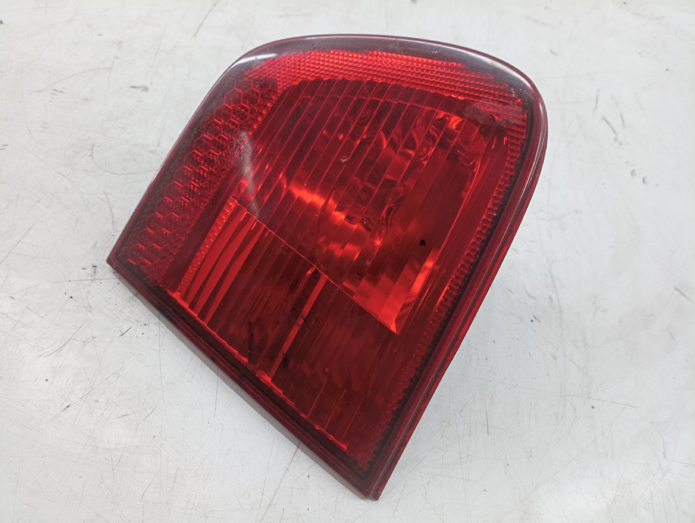 Farolim da Mala Direito SEAT IBIZA III (6K1) | 99 - 02 Imagem-1