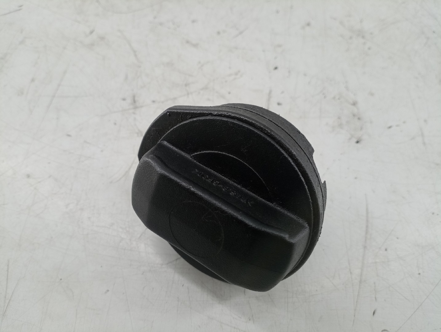 Tampa do deposito de combustível com tampão SEAT IBIZA III (6K1) | 99 - 02