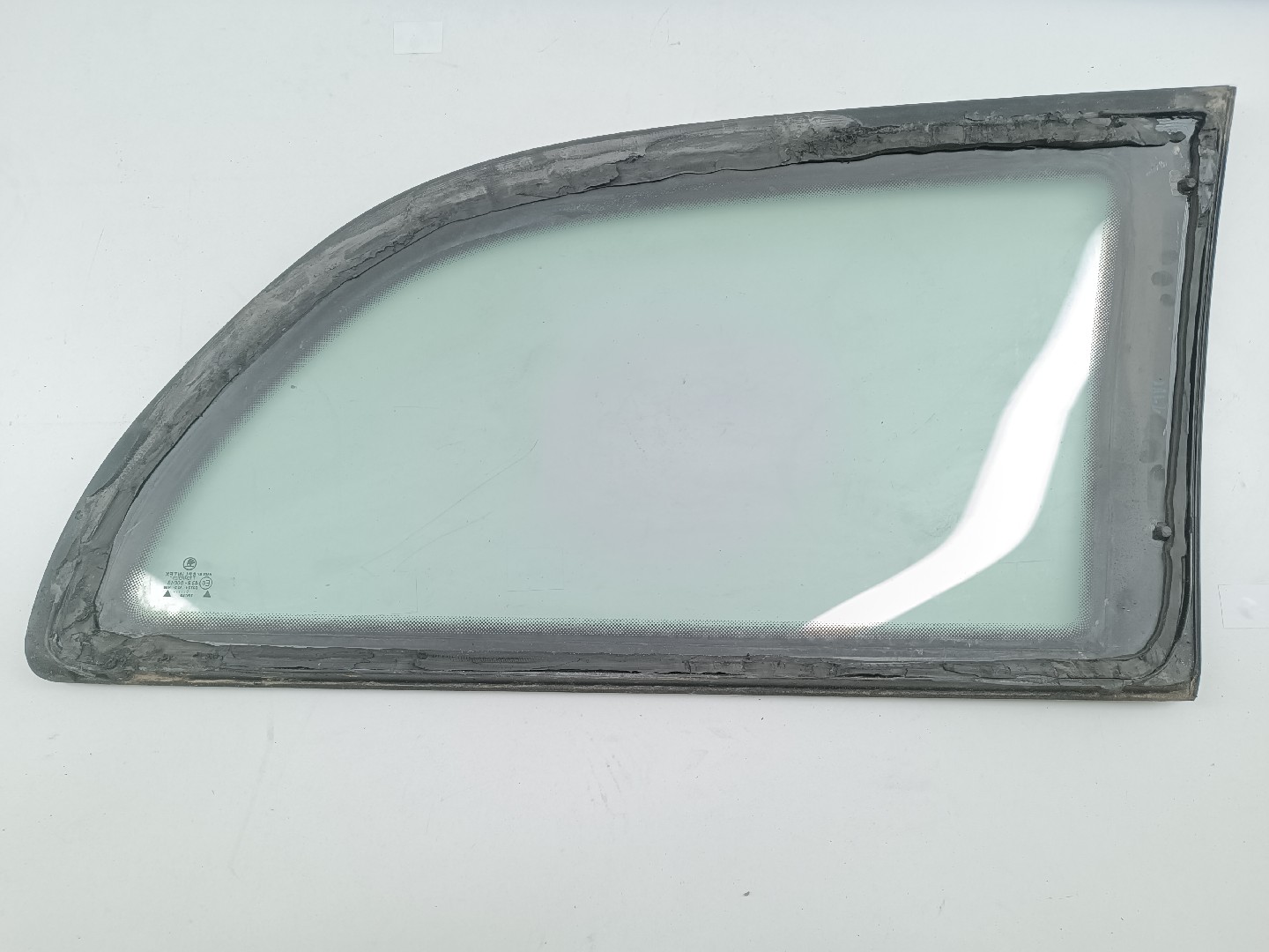 Vidro Painel Tras Esquerdo SKODA OCTAVIA I (1U2) | 96 - 10