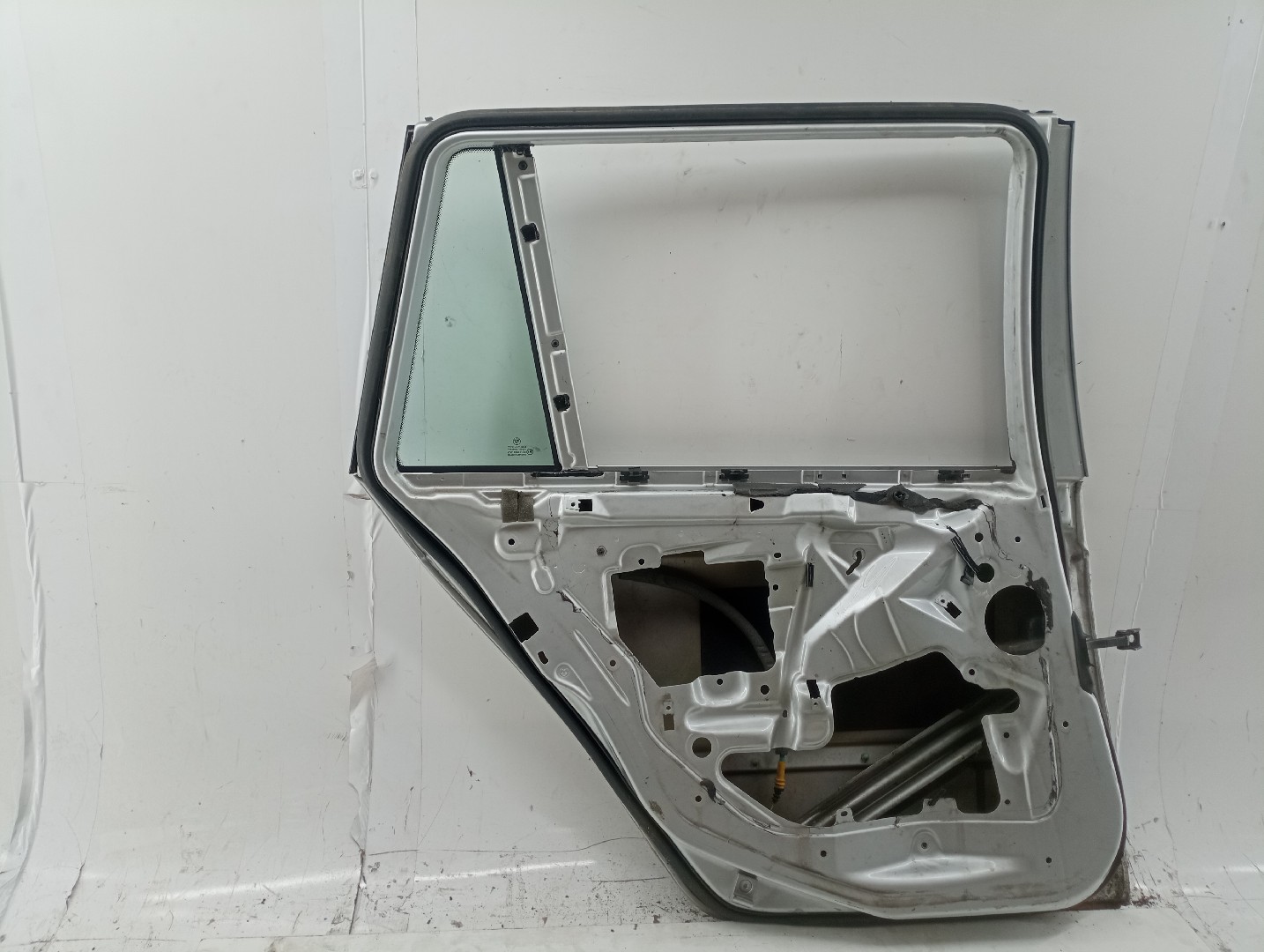 Porta Traseira Esquerda BMW 3 Touring (E46) | 99 - 05 Imagem-1