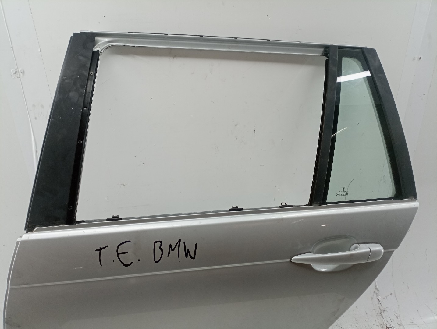Porta Traseira Esquerda BMW 3 Touring (E46) | 99 - 05 Imagem-3