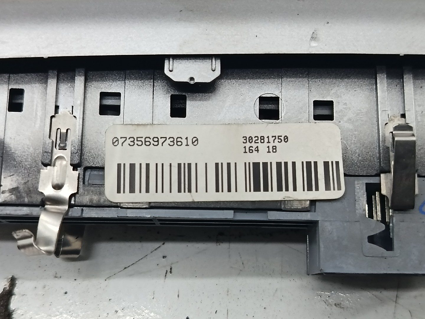 Moldura com botão de 4 piscas FIAT TIPO três volumes (356_) | 15 -  Imagem-2